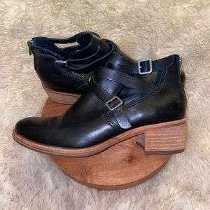 Kork-Ease Ankle Boots Jardin Buckle Strap Bootie Black Leather Heel Womens 6.5